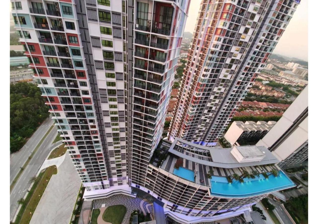 I Residence, 2 Bedroom 4-7 Pax Unit, Walking To Theme N Water Park & Shopping Mall * Shah Alam