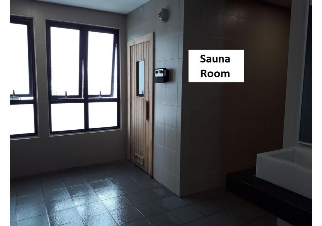 I Residence, 2 Bedroom 4-7 Pax Unit, Walking To Theme N Water Park & Shopping Mall * Shah Alam