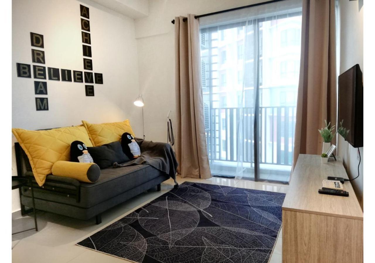 I Residence, 2 Bedroom 4-7 Pax Unit, Walking To Theme N Water Park & Shopping Mall